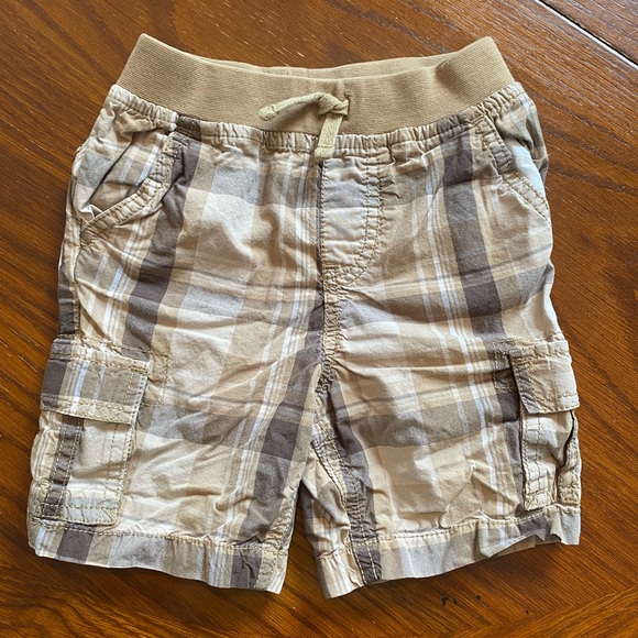 Beige Checkered Shorts - Picture 1 of 1